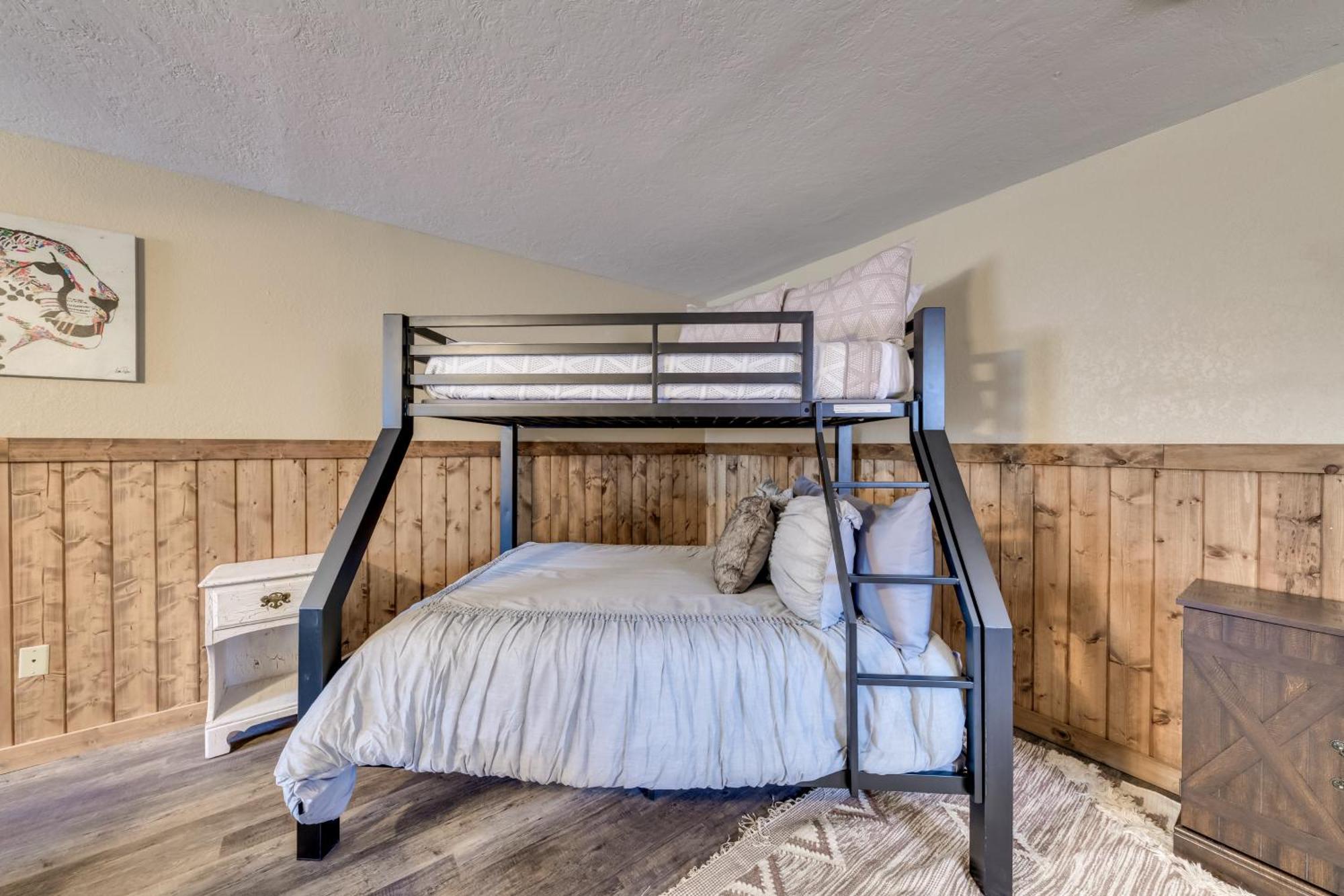 Ruidoso Home With Patio, Walk To Restaurants! ภายนอก รูปภาพ