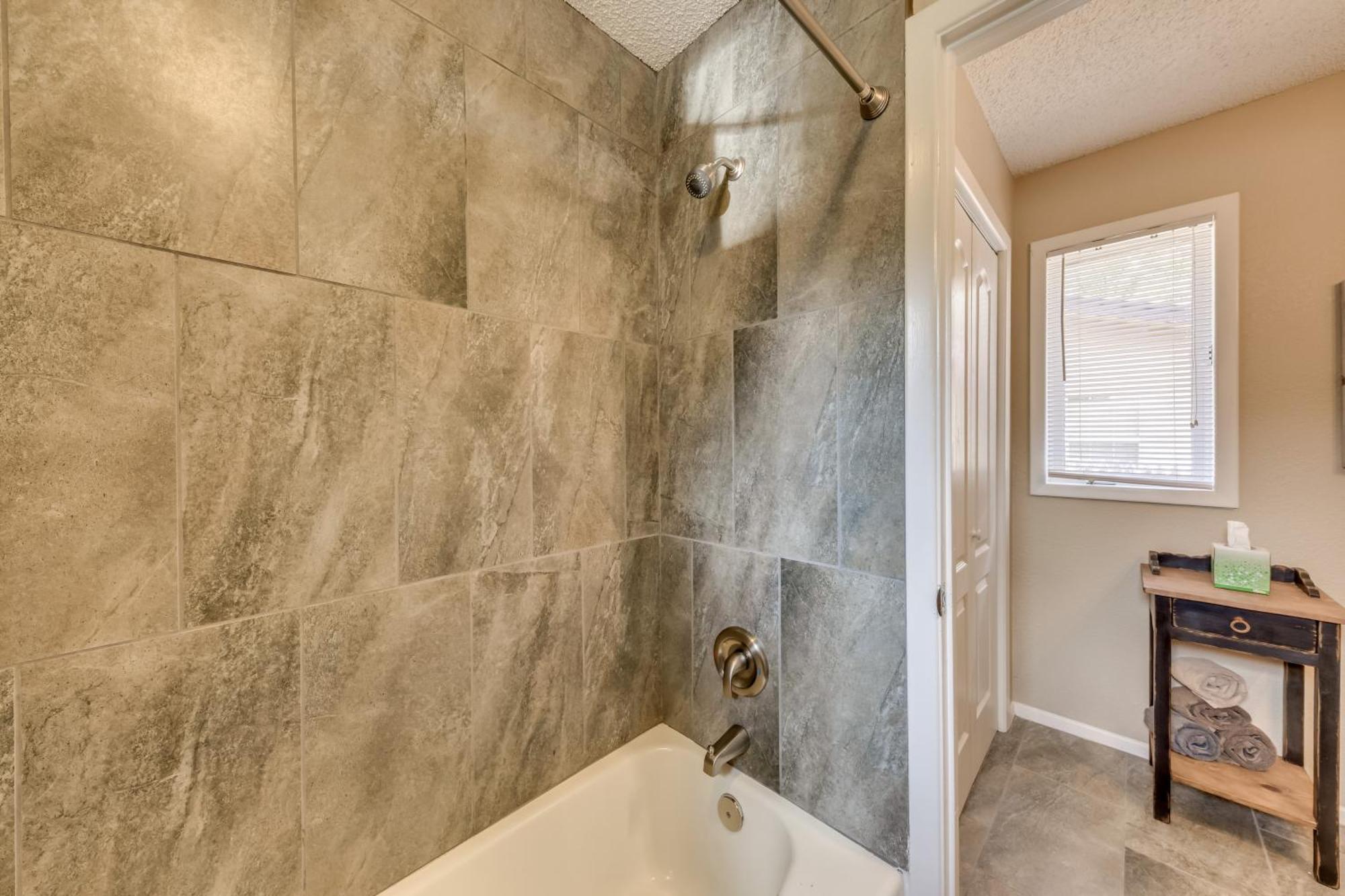 Ruidoso Home With Patio, Walk To Restaurants! ภายนอก รูปภาพ