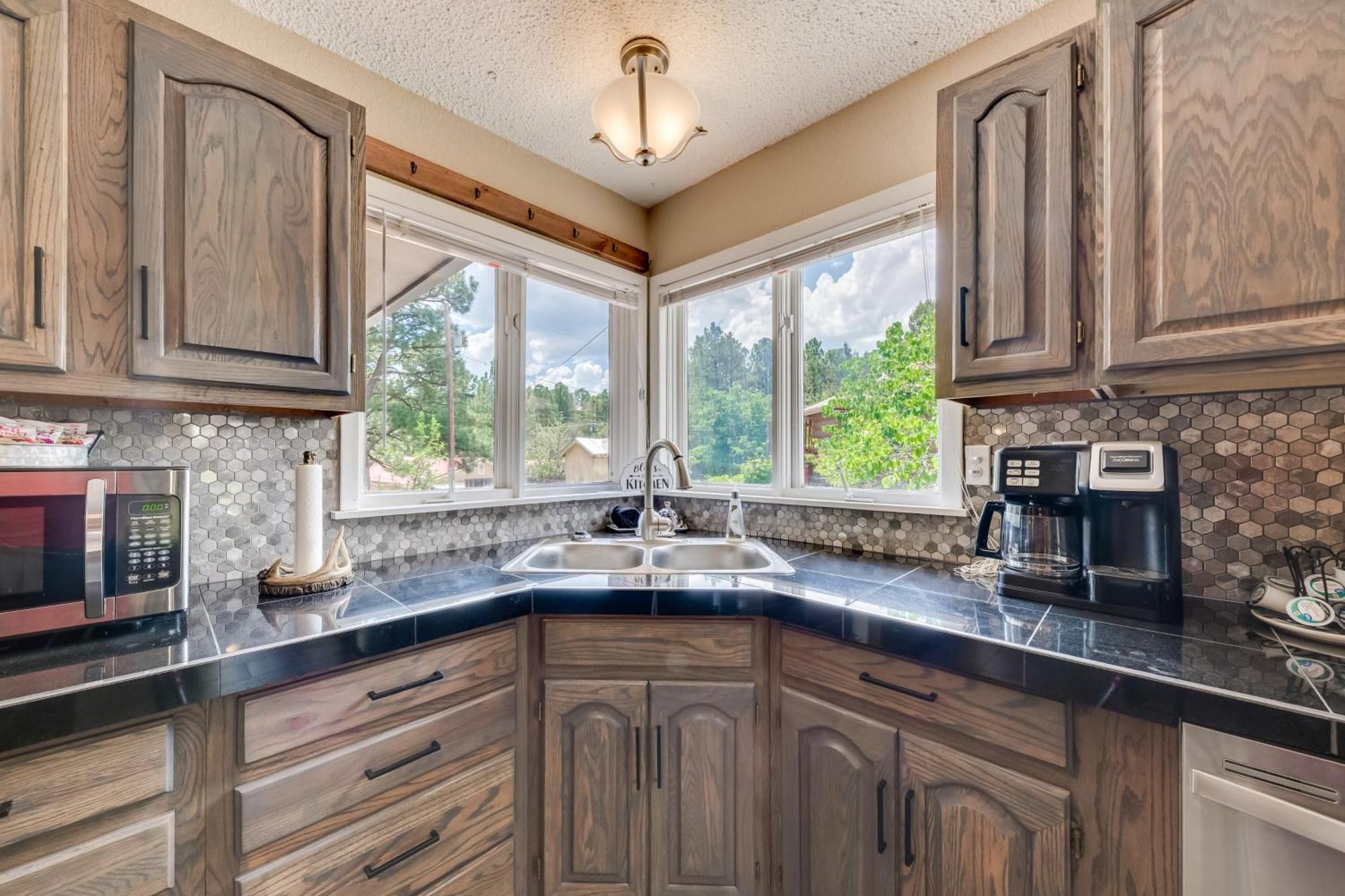Ruidoso Home With Patio, Walk To Restaurants! ภายนอก รูปภาพ